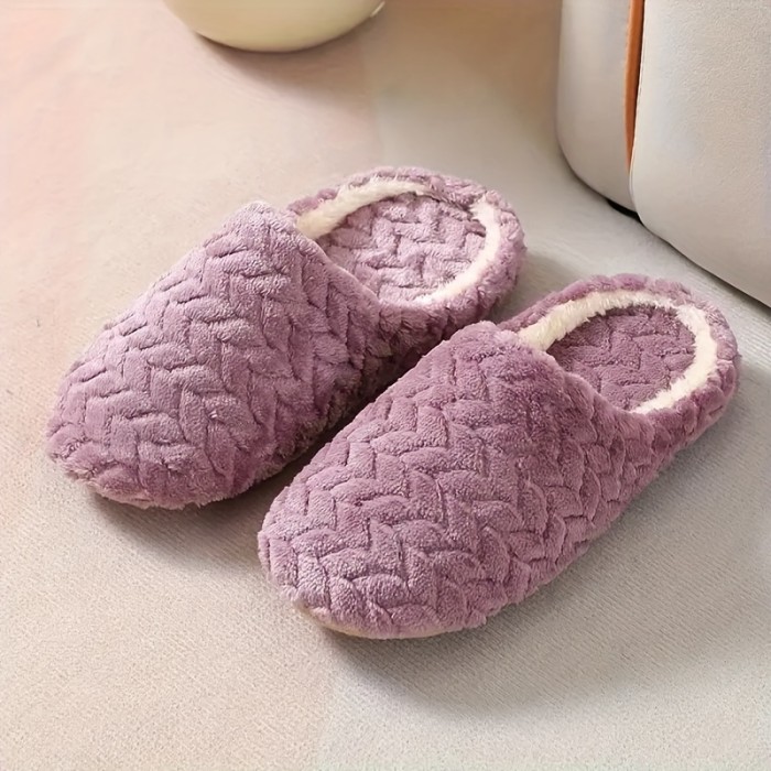 Cozy Women's Plush Indoor Slippers - Warm, Non-Slip, Closed Toe Home Shoes